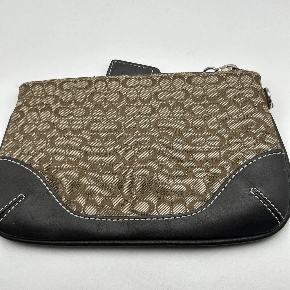 Authentic Coach Signature Canvas Coin Purse Wristlet With tag